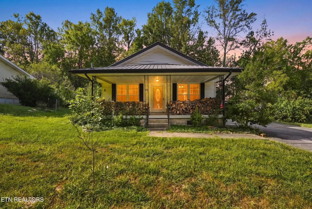 458 Slaven Lane, Oneida