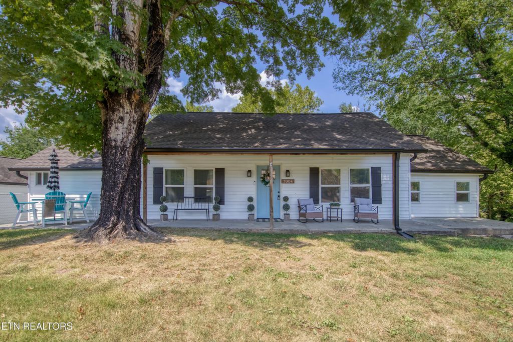 7804 Sevierville Pike, Knoxville