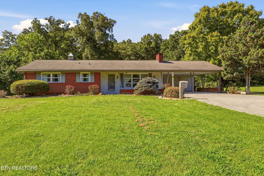 717 Kimberlin Heights Rd, Knoxville