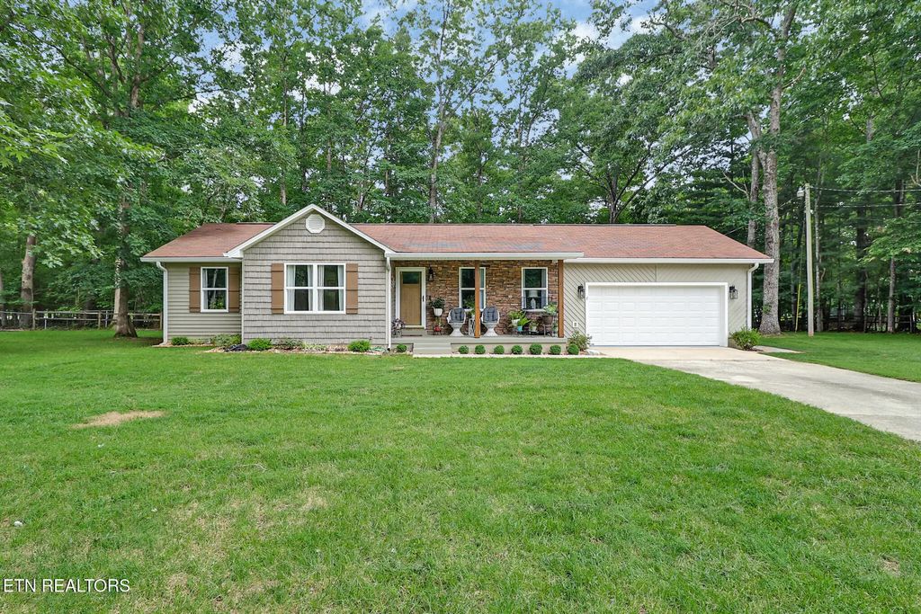 77 Mulberry Circle, Crossville