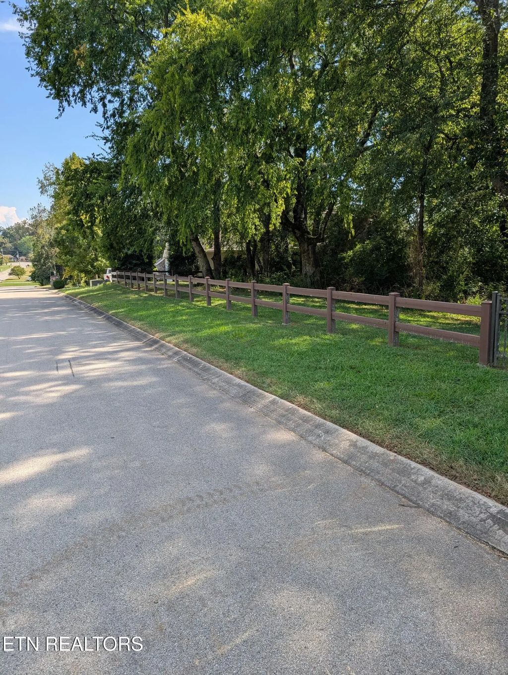 617 Davis Acres Drive, Maryville