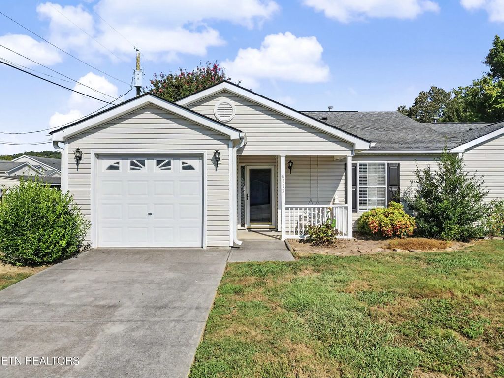 8553 Wisteria Way, Knoxville