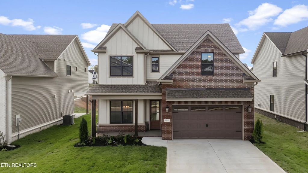 2507 Marshall Pass Rd, Knoxville