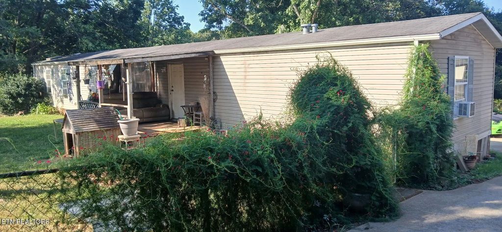 6831 Howard School Rd 6831, Maryville