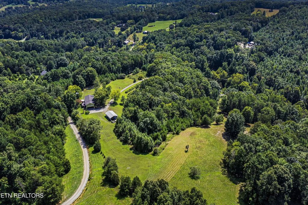 27920 Hines Valley Rd, Loudon