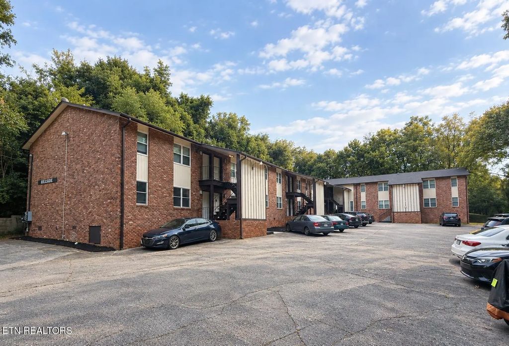 5525 Jacksboro Pike, Knoxville
