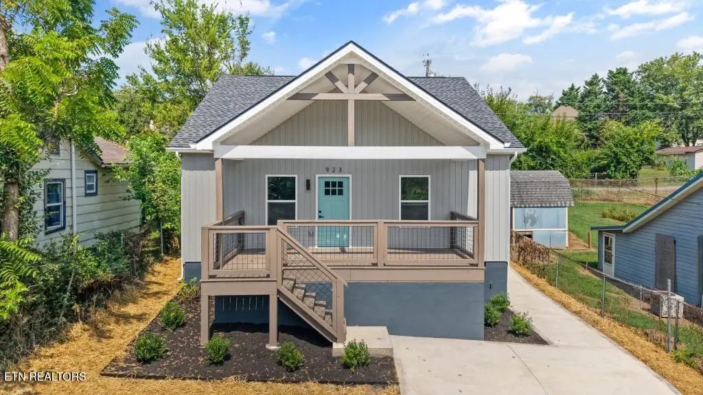 923 W Oak Hill Ave, Knoxville