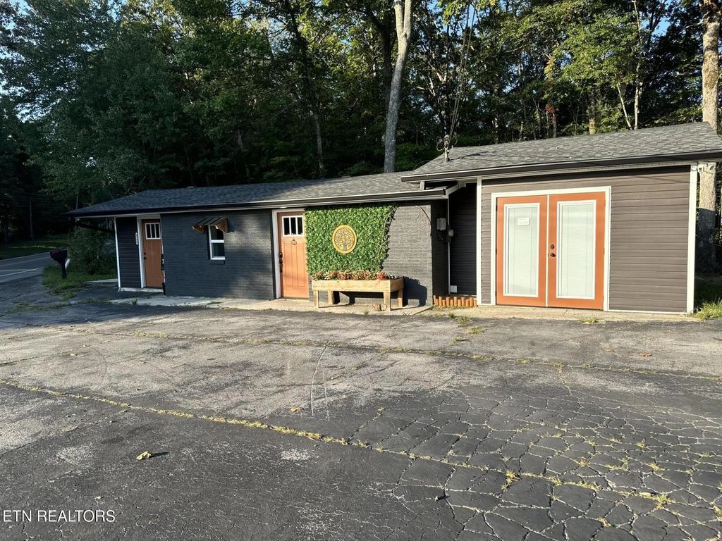 3759 Dunbar Rd, Crossville