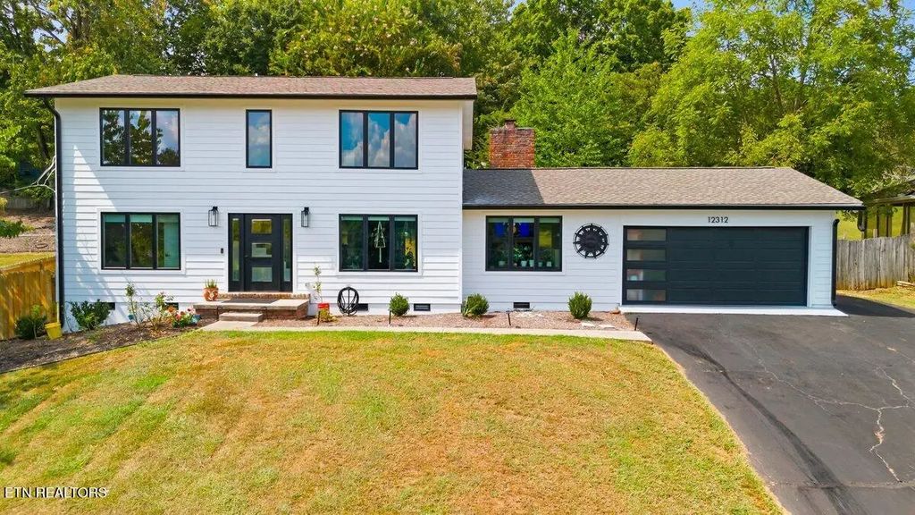 12312 W Kings Gate Rd, Knoxville