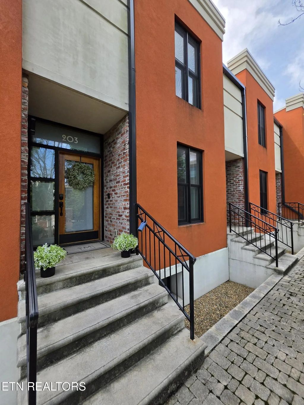 203 Mews Way, Knoxville