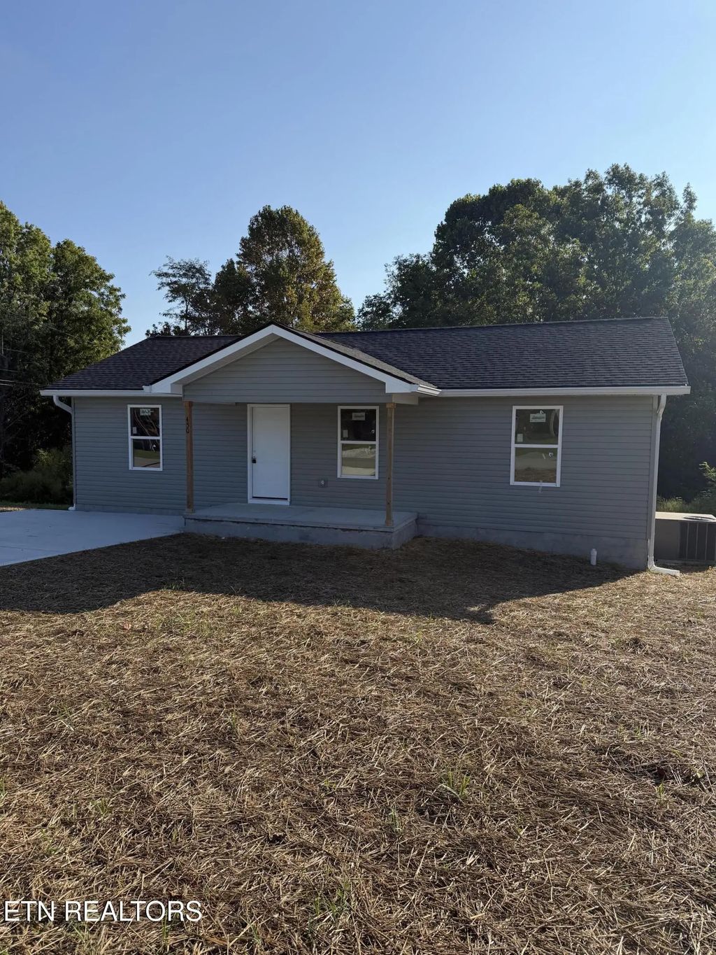 450 Storie Ave, Crossville