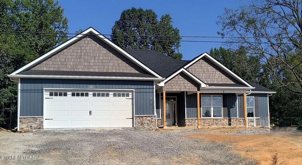 1263 Tuckaleechee Tr, Maryville