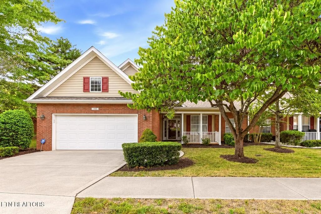 115 Devanshire Court, Oak Ridge