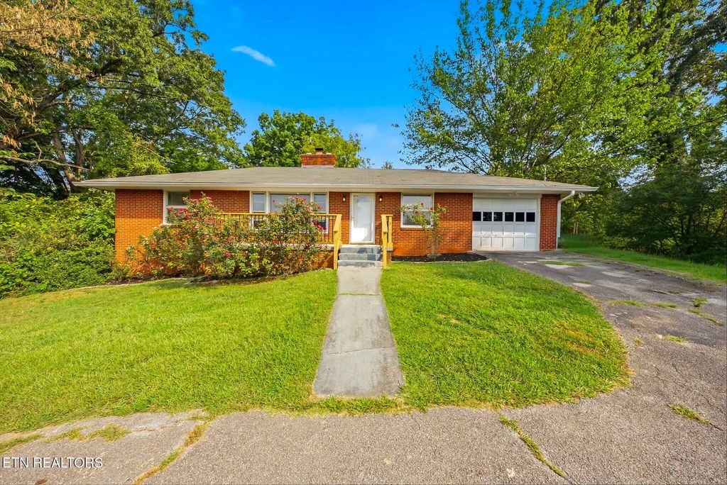 3103 Spicewood Lane, Knoxville