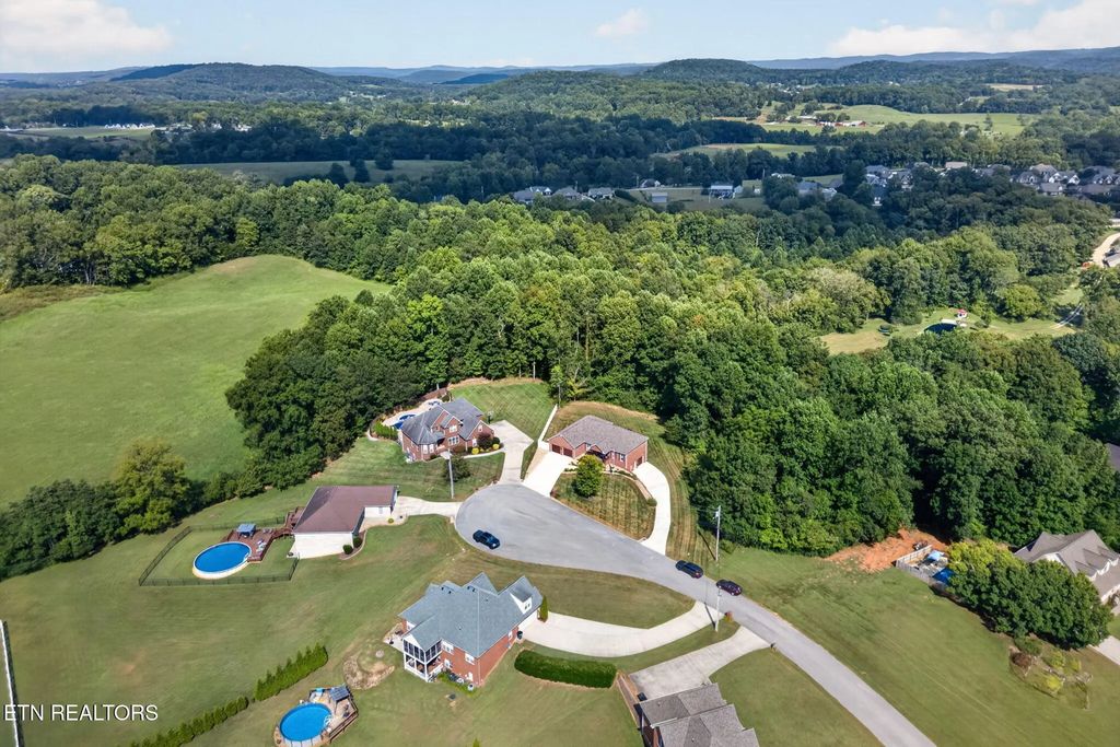 4816 River Bend Court, Cookeville