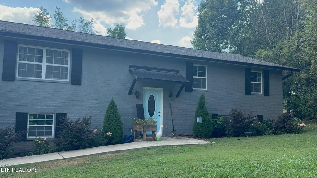 6314 John May Drive, Knoxville