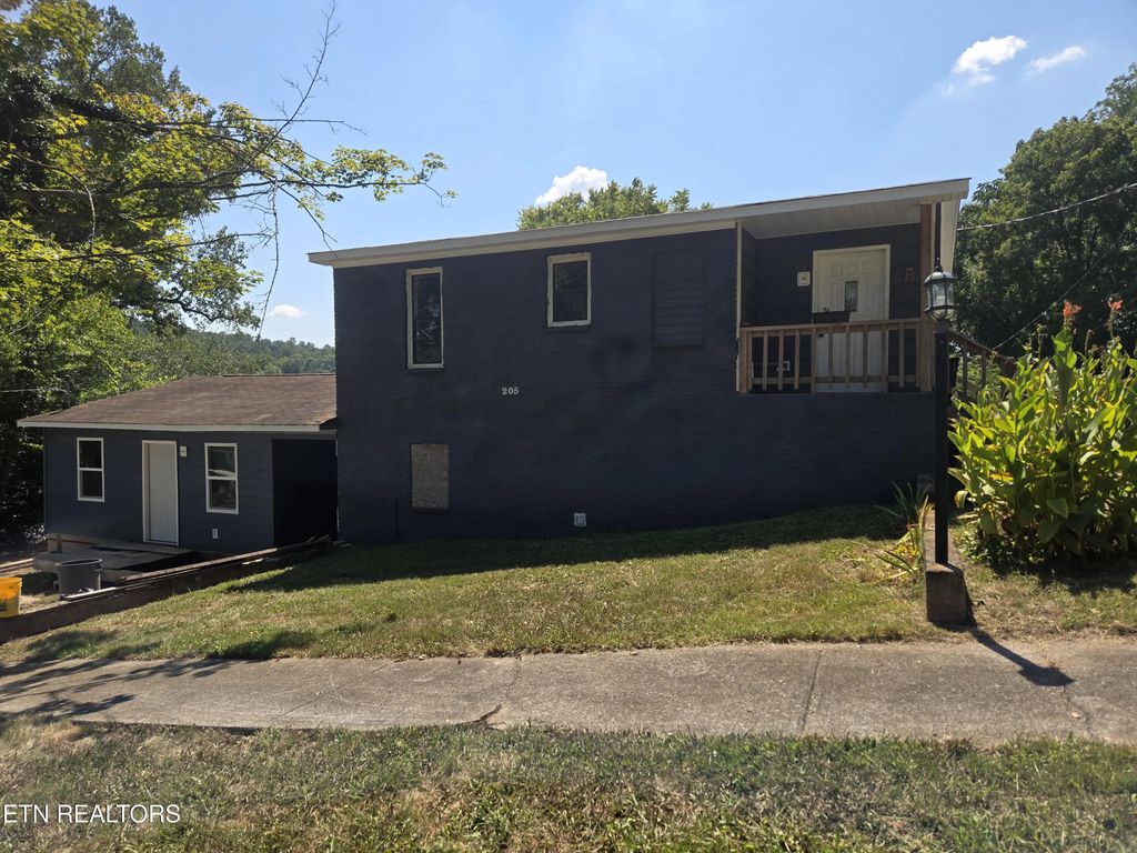 205 Tennessee St, Harriman