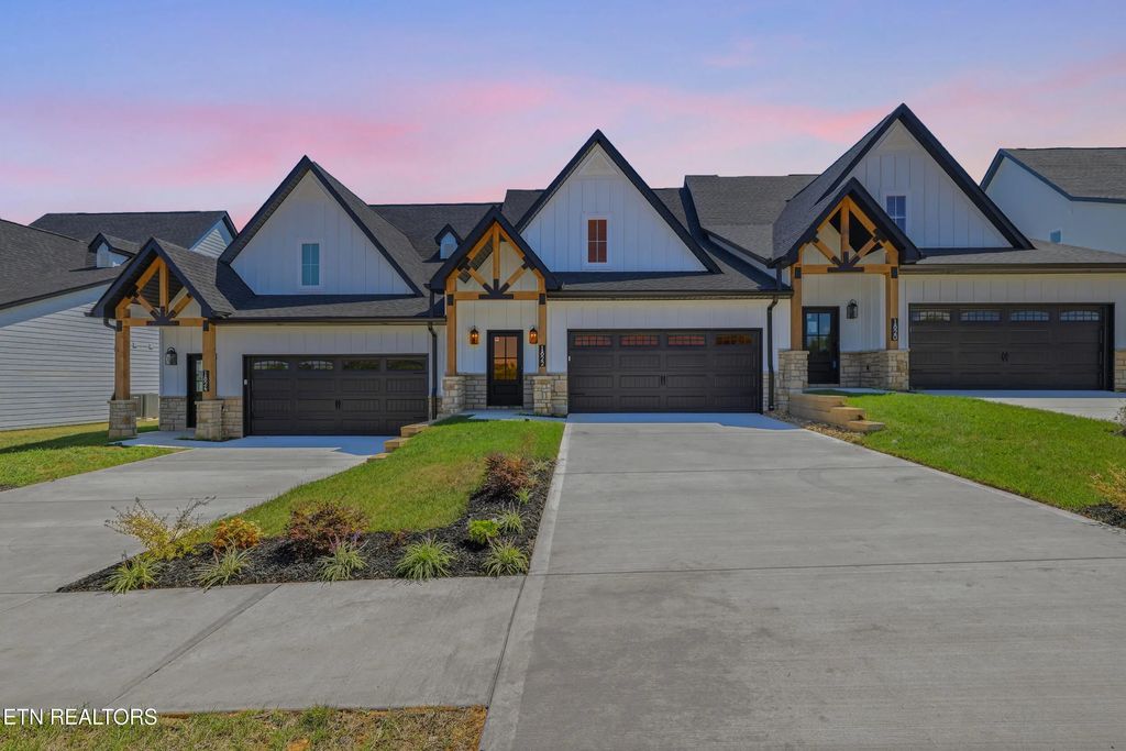 1822 Poplar Spgs Place, Maryville