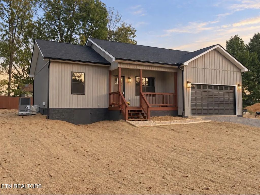 127 Tonawanda Trl, Madisonville