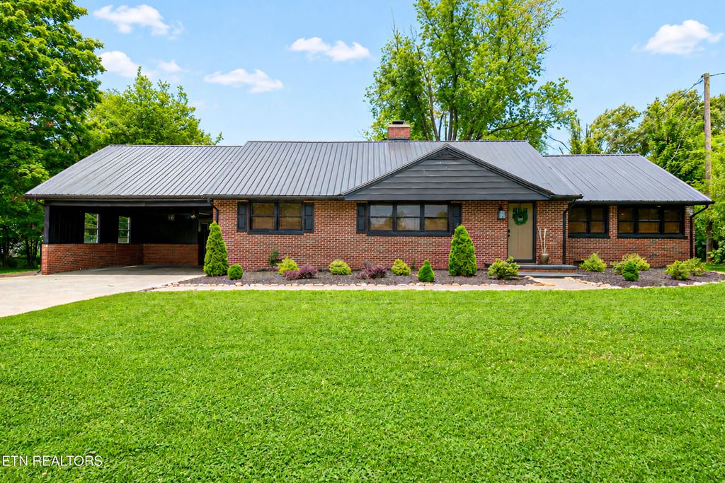 2003 Old Niles Ferry Rd, Maryville