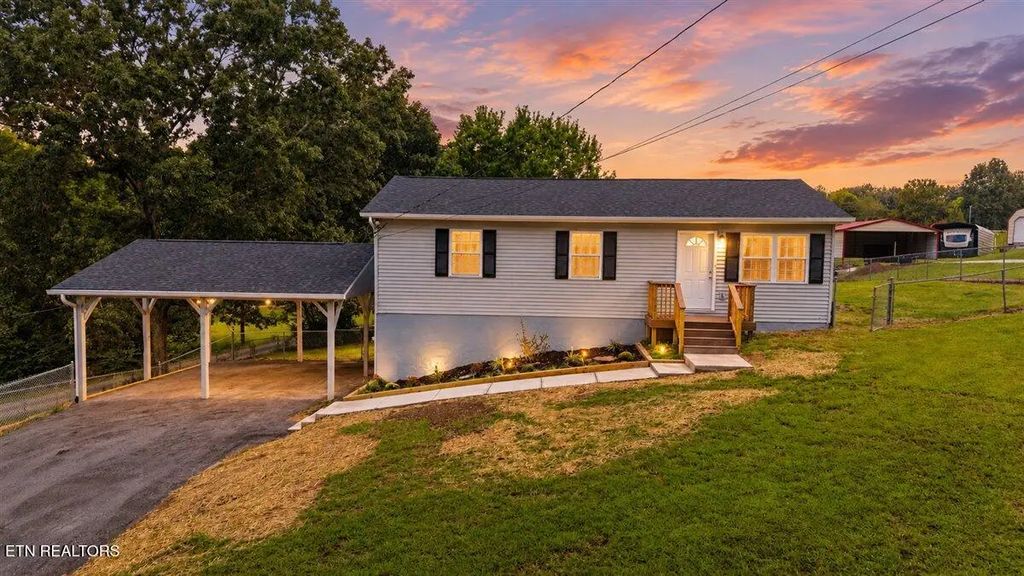 403 Foley Hill Rd, Clinton