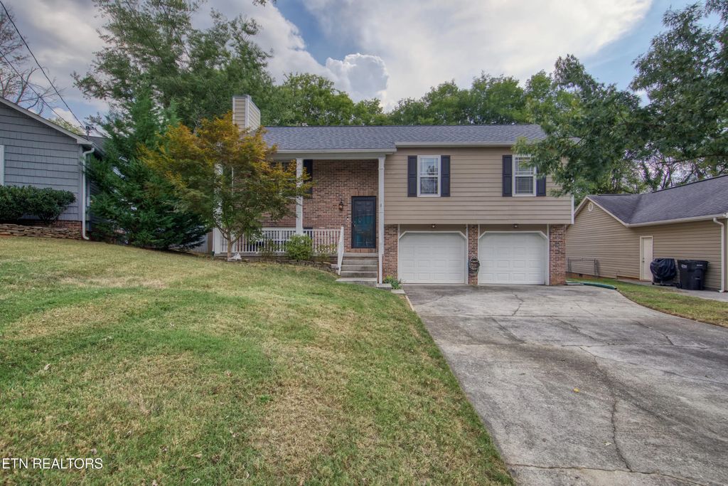 728 Summerdale Drive, Knoxville