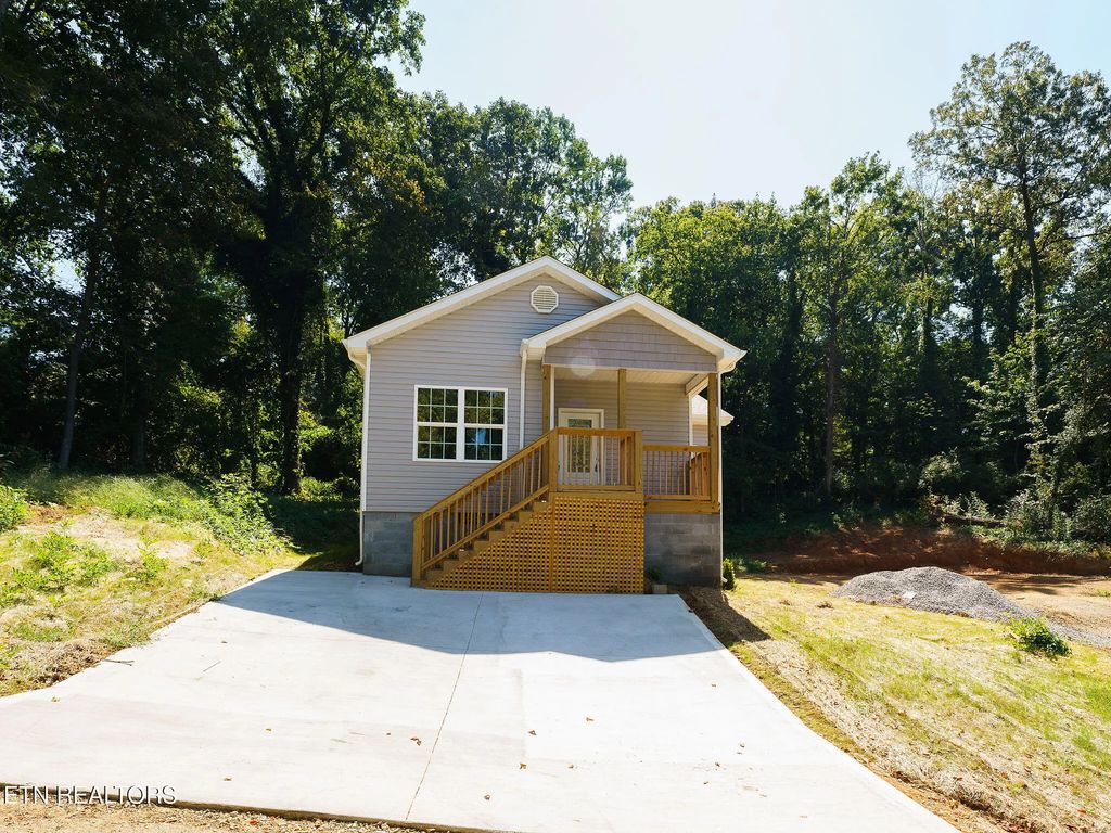 2710 Hillside Ave, Knoxville
