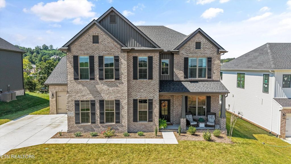1952 Hickory Reserve Rd, Knoxville