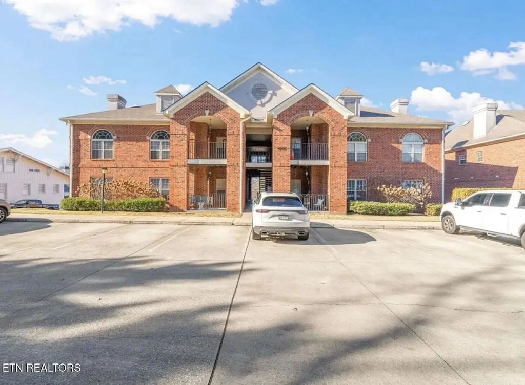 4805 Lyons View Pike A304, Knoxville