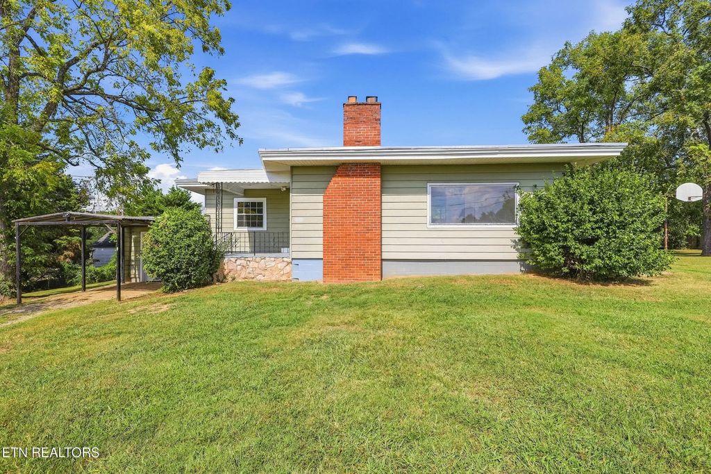 516 Dunn Ave, Maryville