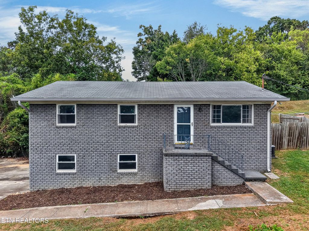 5411 Parkridge Drive, Knoxville