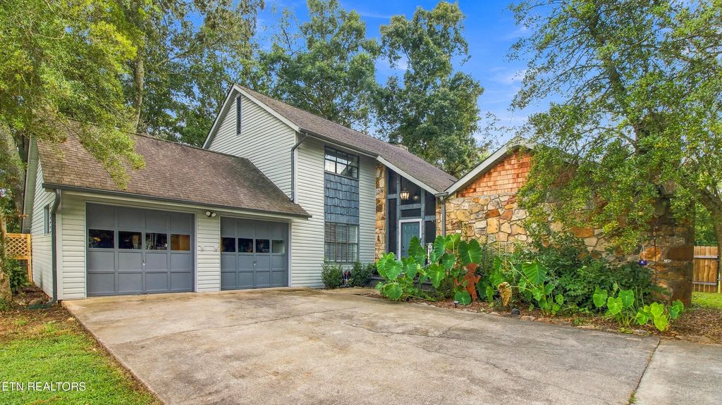 125 Brick Mill Rd, Maryville
