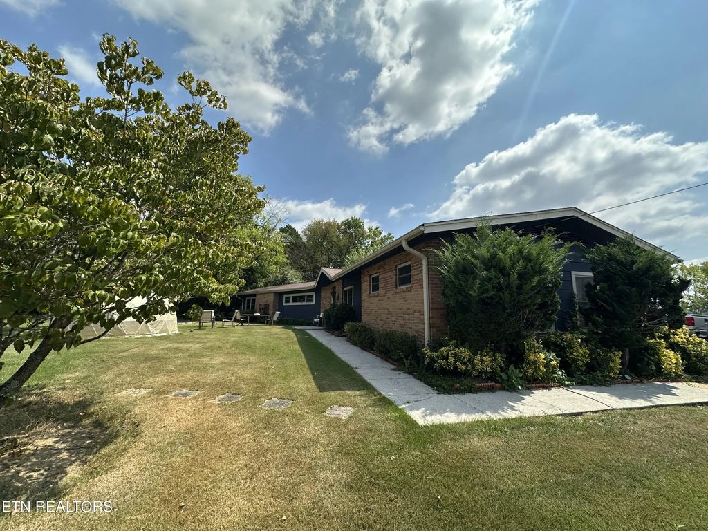 6148 Kirbury Lane, Knoxville