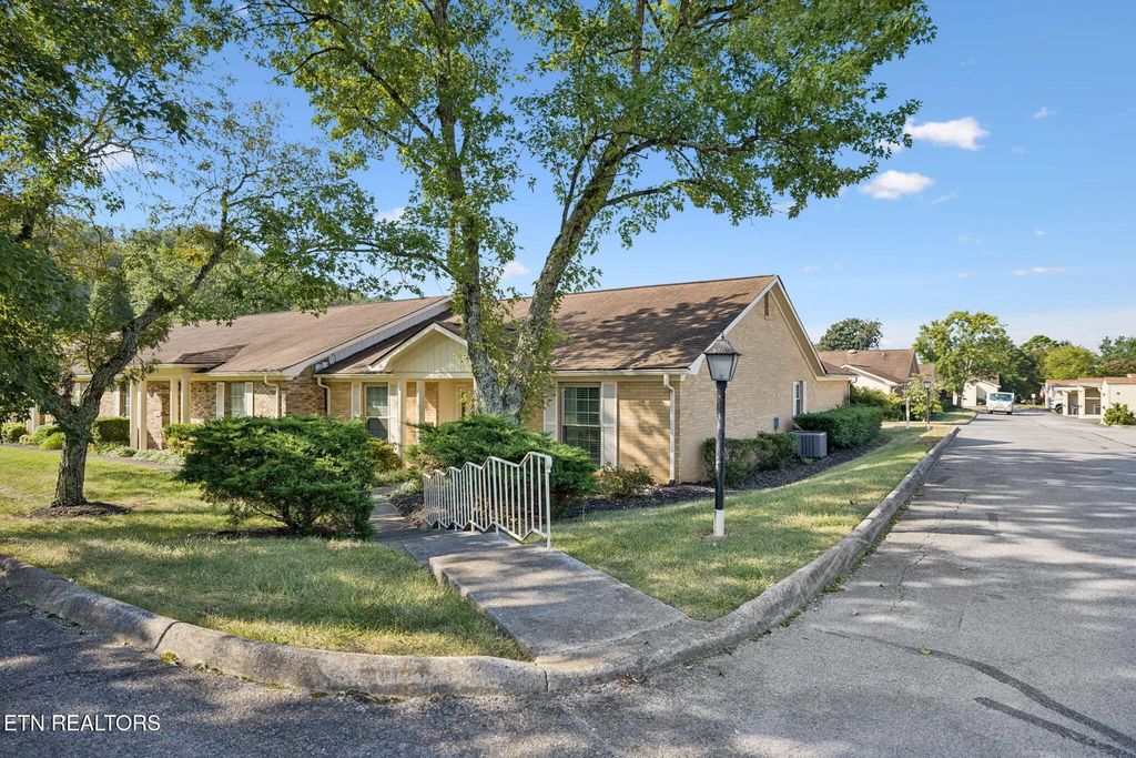 7914 Gleason Drive 1096, Knoxville