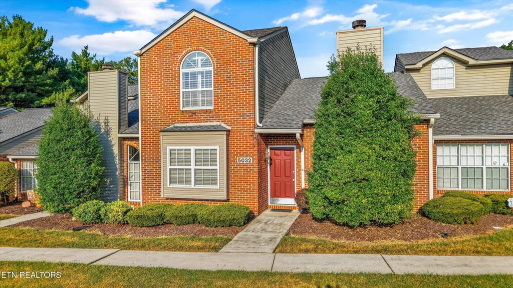 5032 Griffins Gate Lane, Knoxville