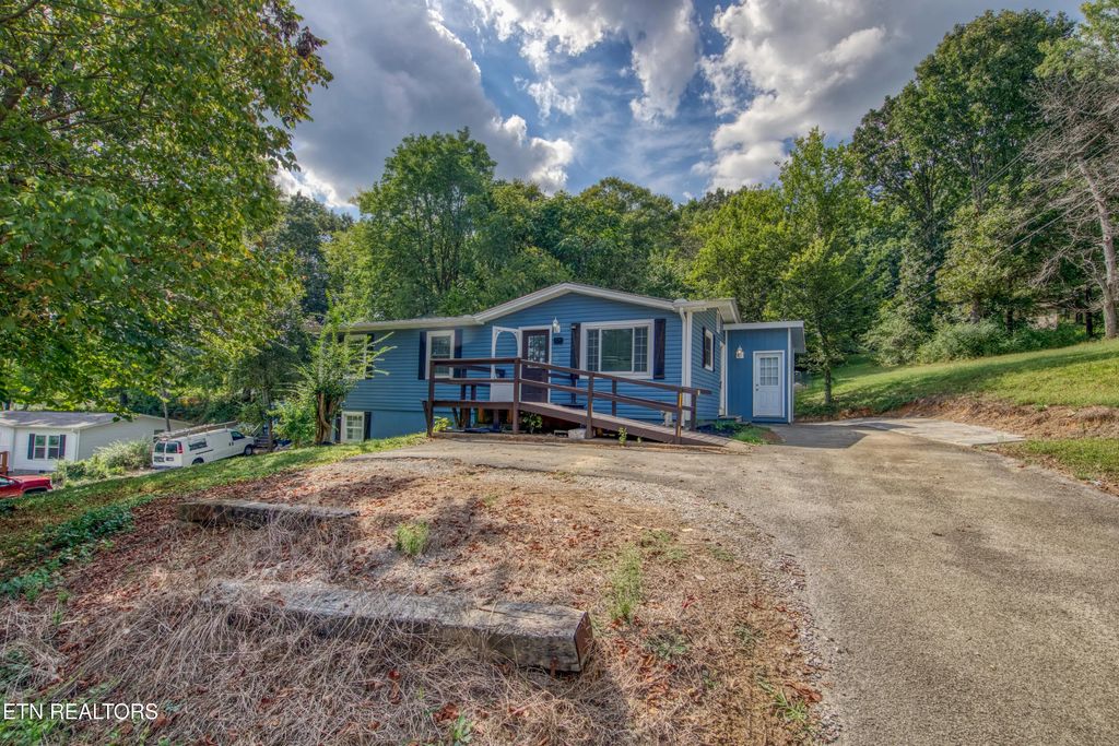 339 Church Drive, Lenoir City