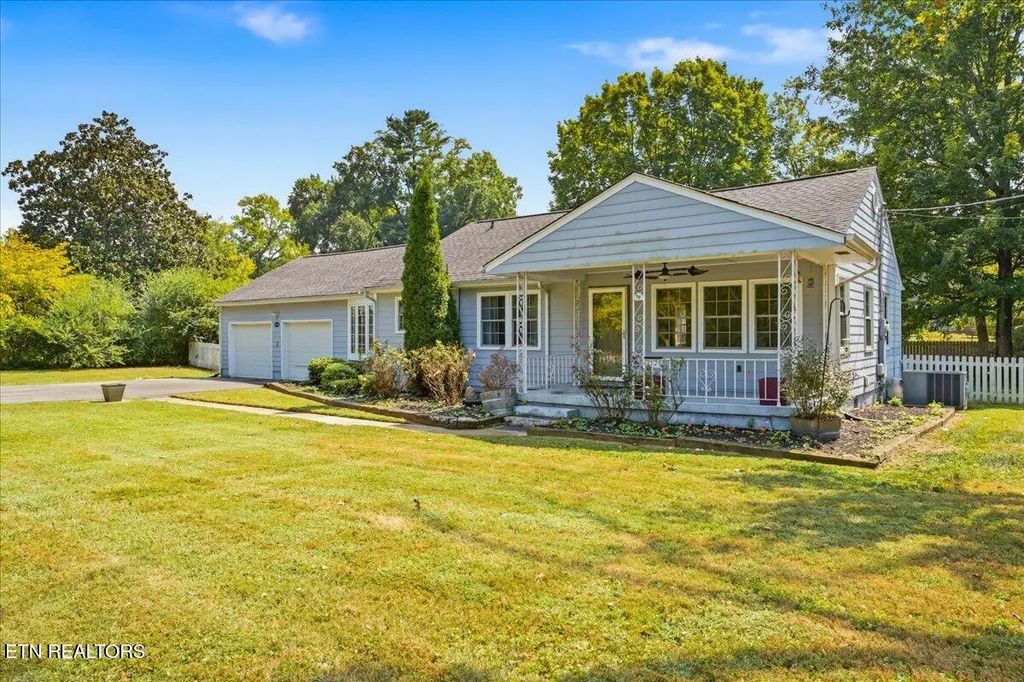 2120 Sandra Drive, Knoxville