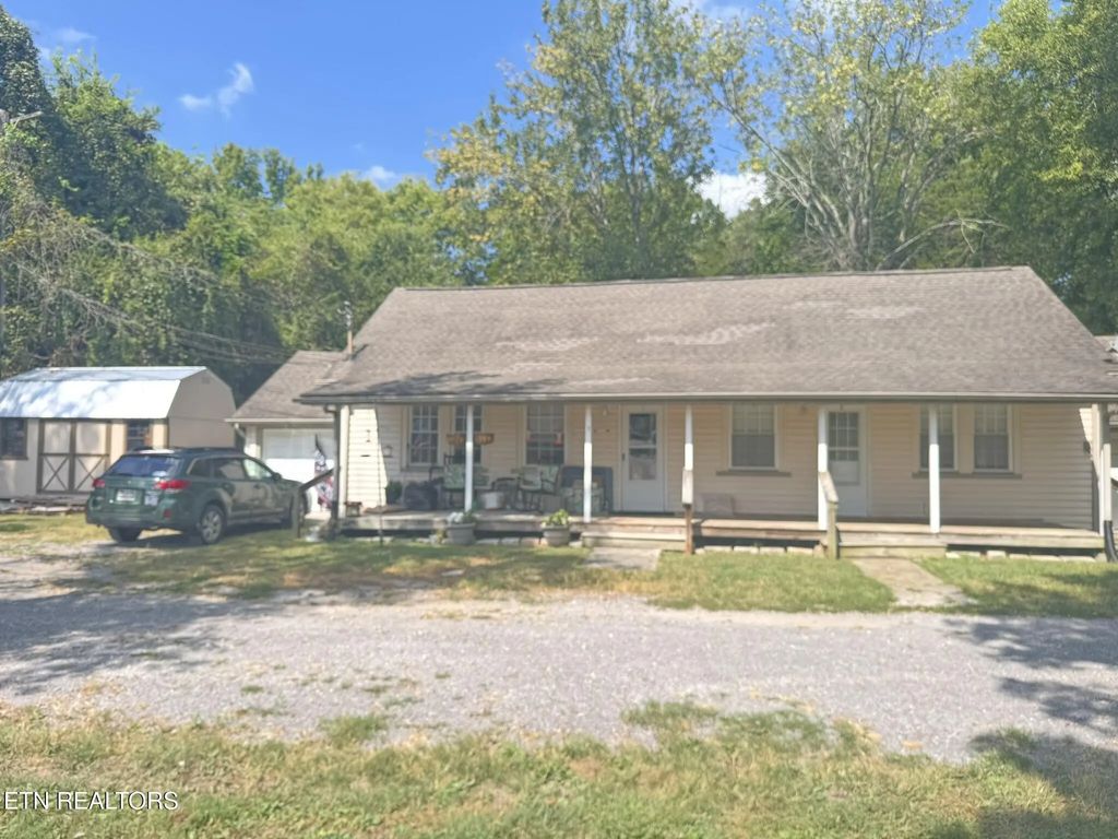 4806 Central Avenue Pike, Knoxville