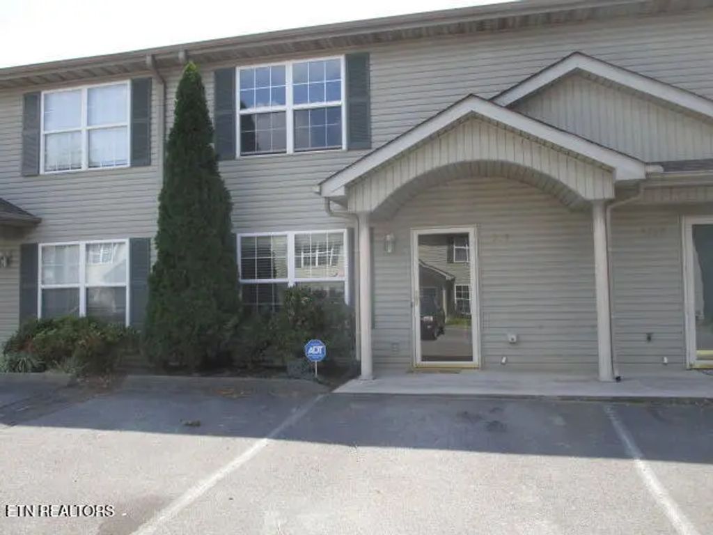 3204 Quiet Way 3204, Knoxville