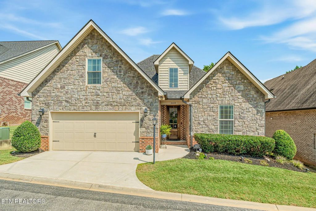 2422 Water Valley Way, Knoxville