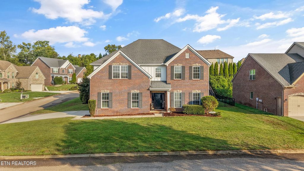 1200 Odyssey Lane, Knoxville