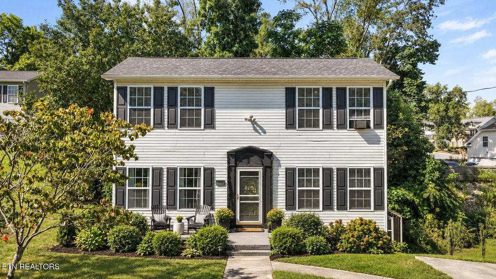 1213 Bob Kirby Rd, Knoxville