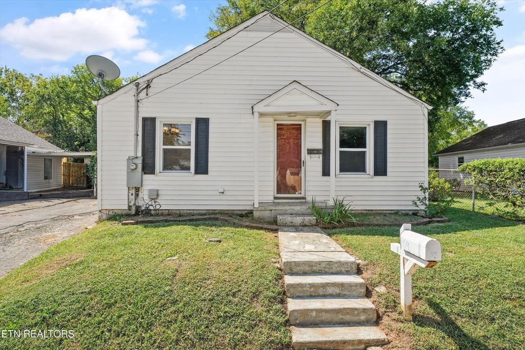 109 N Magnolia St, Maryville