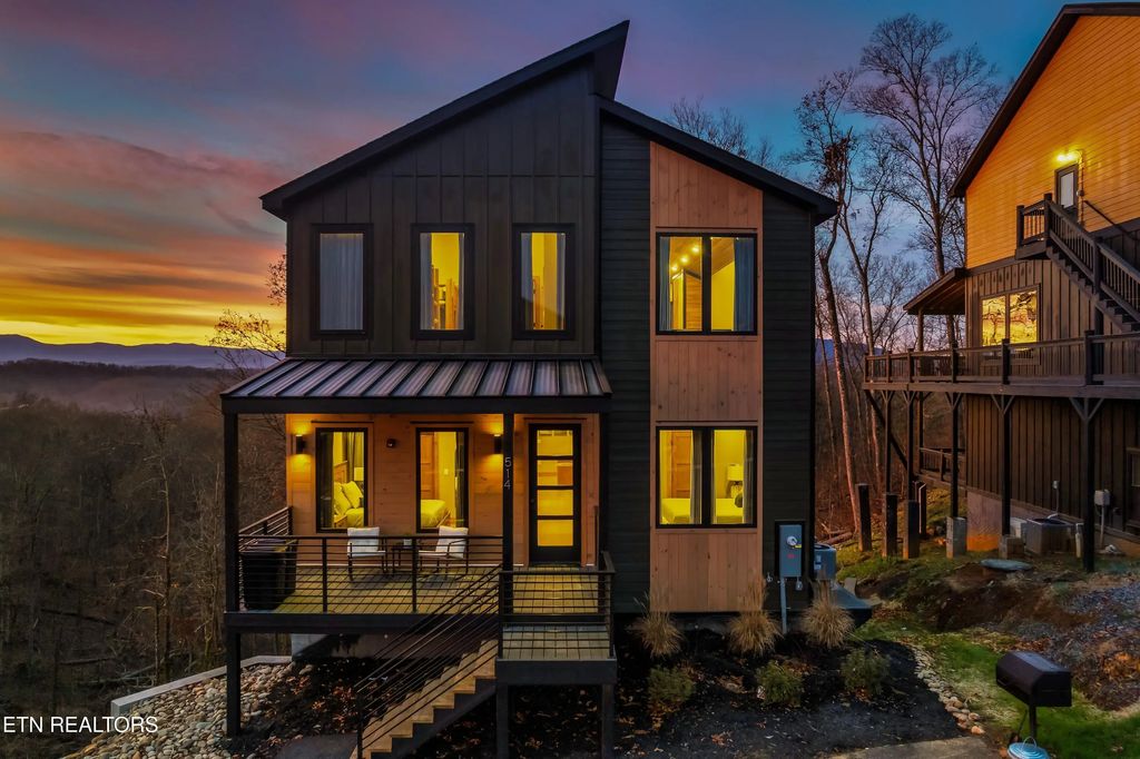 514 New Venture Way, Sevierville