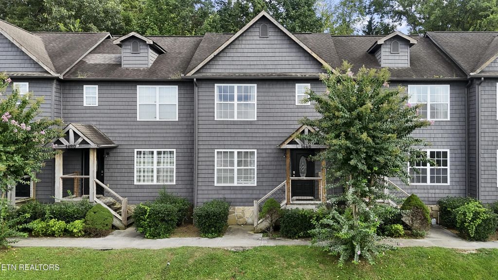 1448 William Holt Blvd, Sevierville