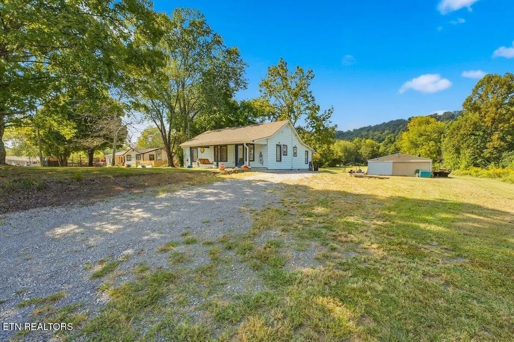 6101 Ball Rd, Knoxville