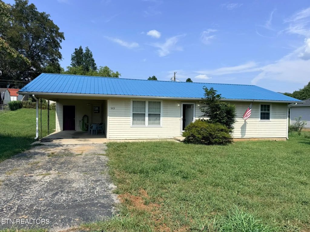 163 Sun Lane, LaFollette