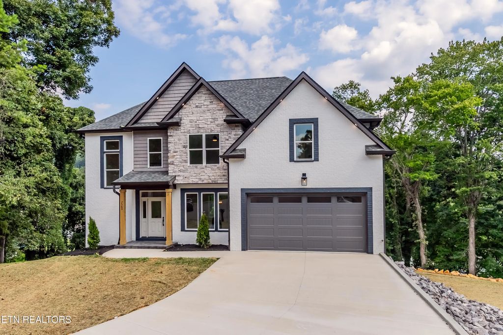 7560 Christin Lee Circle, Knoxville