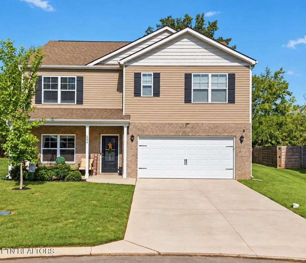 204 Paisley Reece Lane, Lenoir City