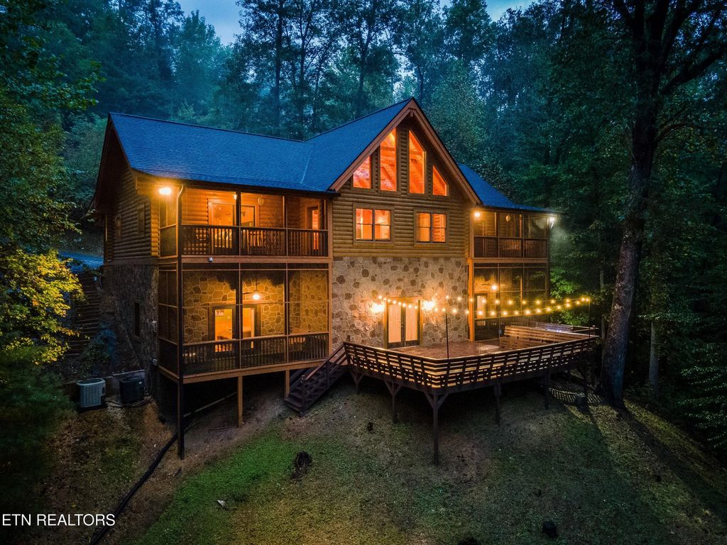 4410 Whetstone Rd, Sevierville